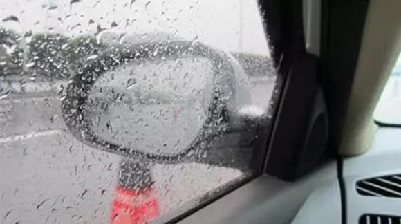 lái xe ngày mưa, tránh  tai nạn