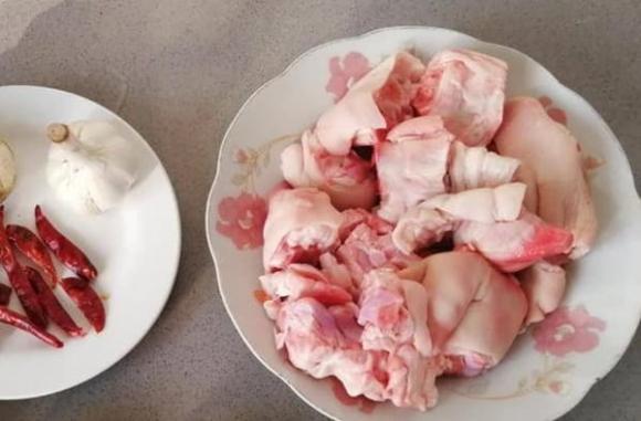 chân giò kho, chân giò kho quẹt, món ngon mỗi ngày