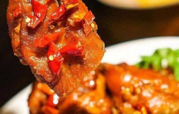 chân giò kho, chân giò kho quẹt, món ngon mỗi ngày