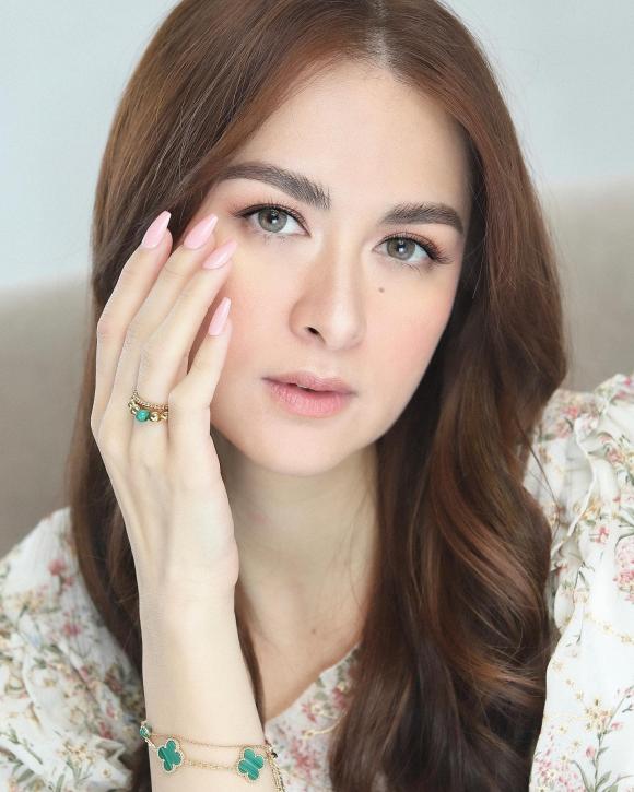 marian rivera, mỹ nhân đẹp nhất philippines, họa tiết hoa 