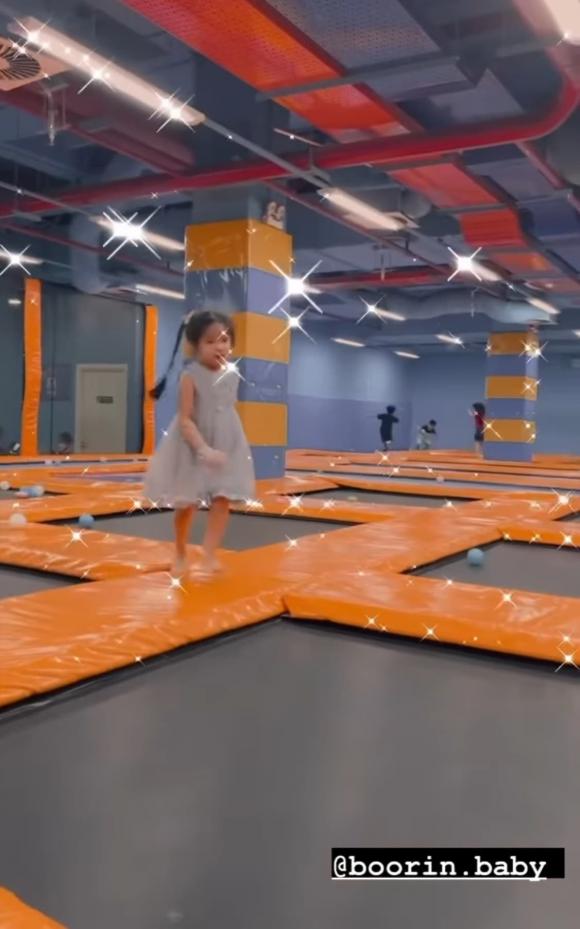 diệp lâm anh, diệp lâm anh ly hôn, diệp lâm anh và các con, sao việt 