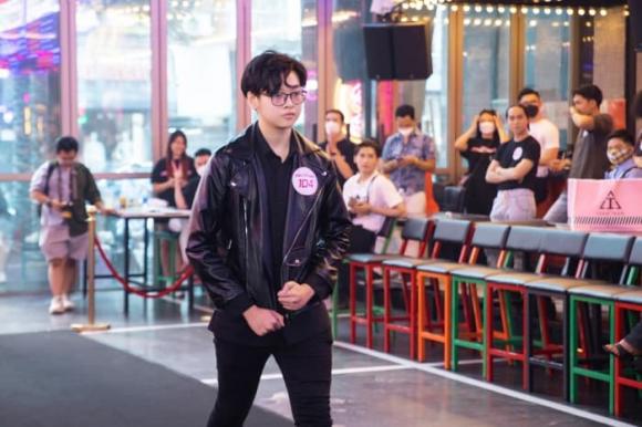 siêu mẫu Anh Thư, con trai siêu mẫu Anh Thư, sao Việt