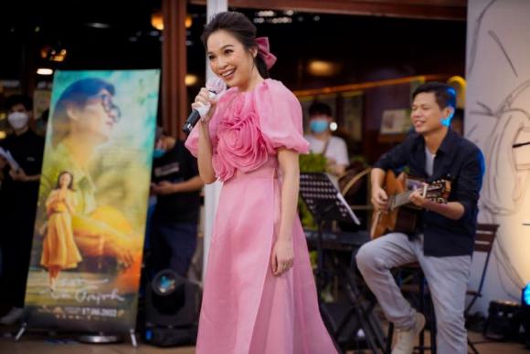 Hiền Thục, Sao Việt, Nữ ca sĩ