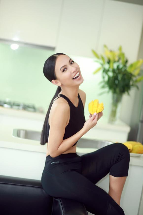 Huyền Ny, Huyền Ny bán nhà, nhà sao 