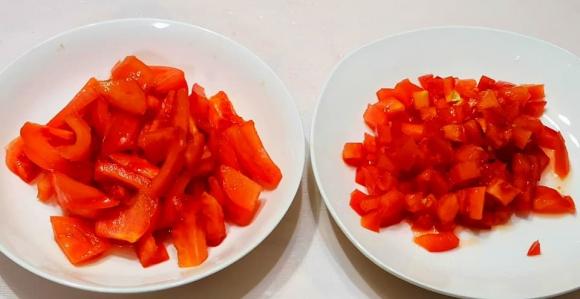 trứng sốt, trứng sốt cà chua, cà chua thái hạt lựu, cách làm trứng sốt cà chua