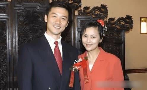 sao Hoa ngữ,Hoàng Chí Trung,Hà Âm,Quỳnh Dao nữ lang