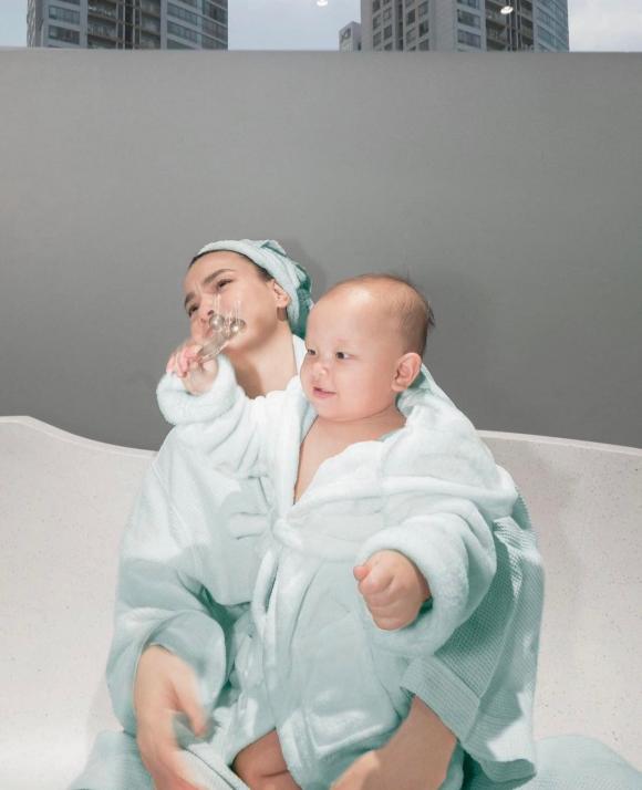 ca sĩ Hồ Ngọc Hà,nữ ca sĩ hồ ngọc hà,diễn viên Kim Lý, cặp song sinh của Hà Hồ, sao Việt