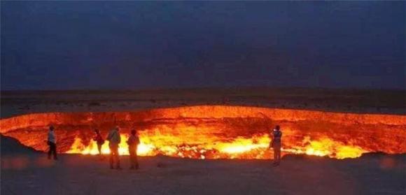 cổng địa ngục, Turkmenistan, cổng địa ngục ở Turkmenistan