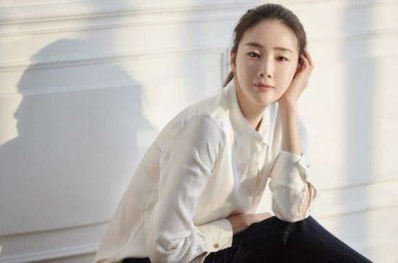 vẻ đẹp của Choi Ji Woo, đám cưới Choi Ji Woo, sao Hàn