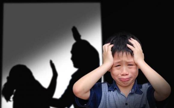 ông bố tiêu cực, nuôi dạy trẻ, tổn thương trẻ
