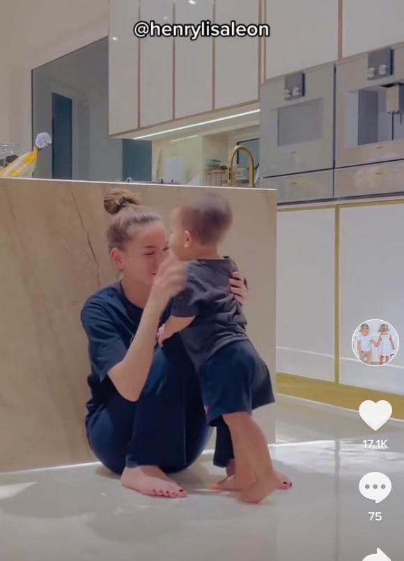 ca sĩ Hồ Ngọc Hà,nữ ca sĩ hồ ngọc hà,diễn viên Kim Lý,cặp sinh đôi của Hà Hồ,sao Việt