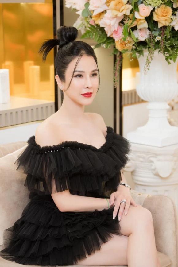 Hồ ngọc hà,diệp lâm anh,sao việt