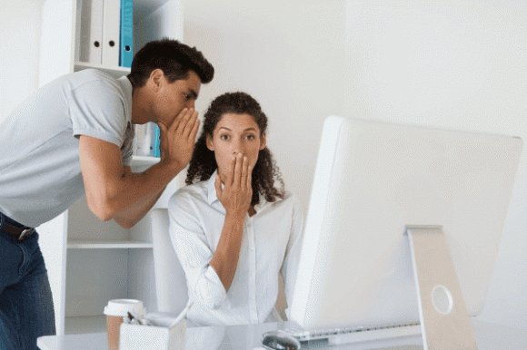 công sở, môi trường công sở, đồng nghiệp không nên kết thân