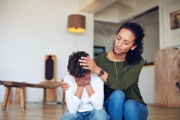chăm con, quát con, quát mắng con, la mắng con, điều cần làm sau khi quát mắng con, cha mẹ mắng con