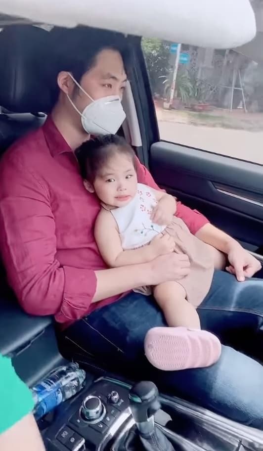 Pha Lê, Nữ ca sĩ, Sao Việt