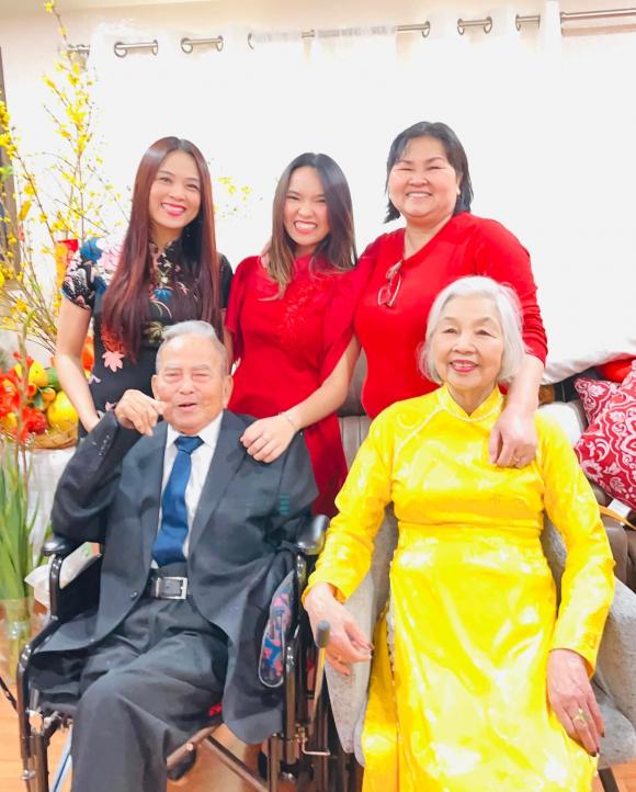 Trizzie Phương Trinh, Cam Thơ, Sao Việt, Nữ ca sĩ