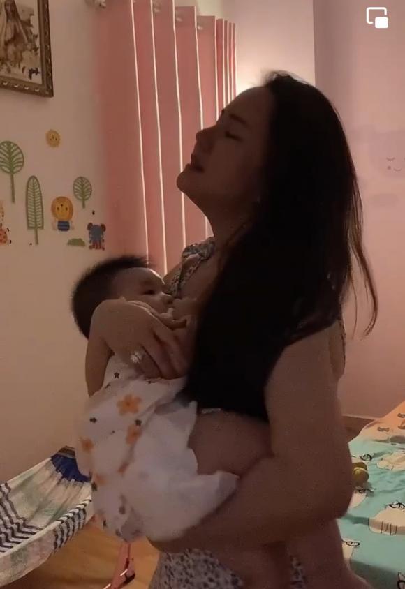 vy oanh, ca sĩ vy oanh, sao việt 
