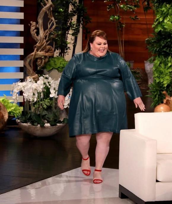 Chrissy Metz,  Sao nữ nặng hơn 100 kg , sao âu mỹ