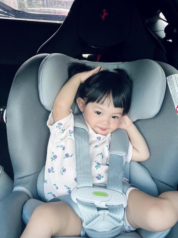 ,doanh nhân cường đô la,sao sĩ Đàm Thu Trang,sao Việt