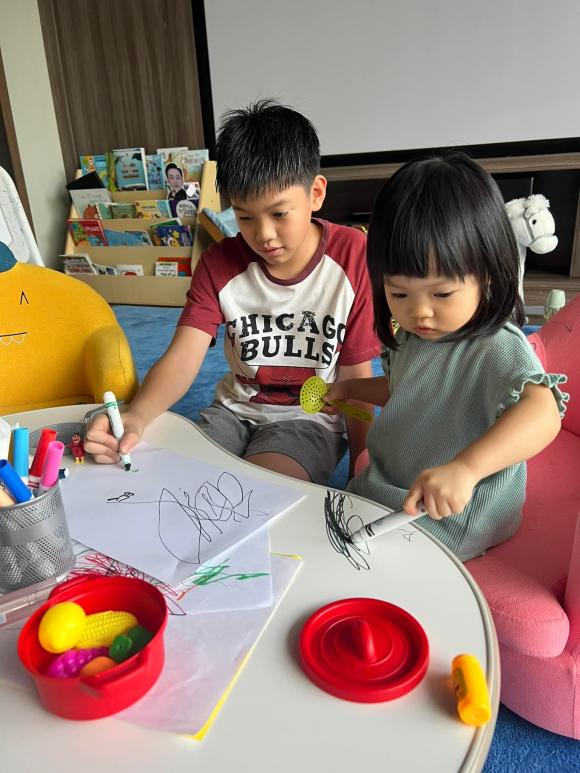 doanh nhân cường đô la,nữ ca sĩ đàm thu trang, con gái Cường Đô La, sao Việt