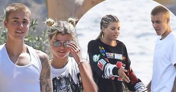 Justin Bieber, Sofia Richie , sao đính hôn