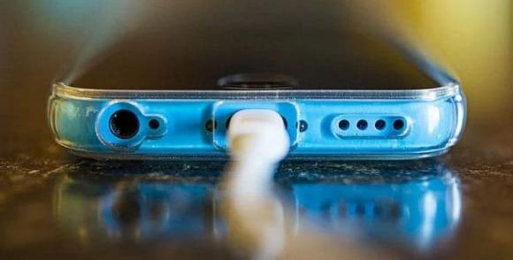 ,pin may tinh xach tay, pin điện thoại. quan niệm sai lầm