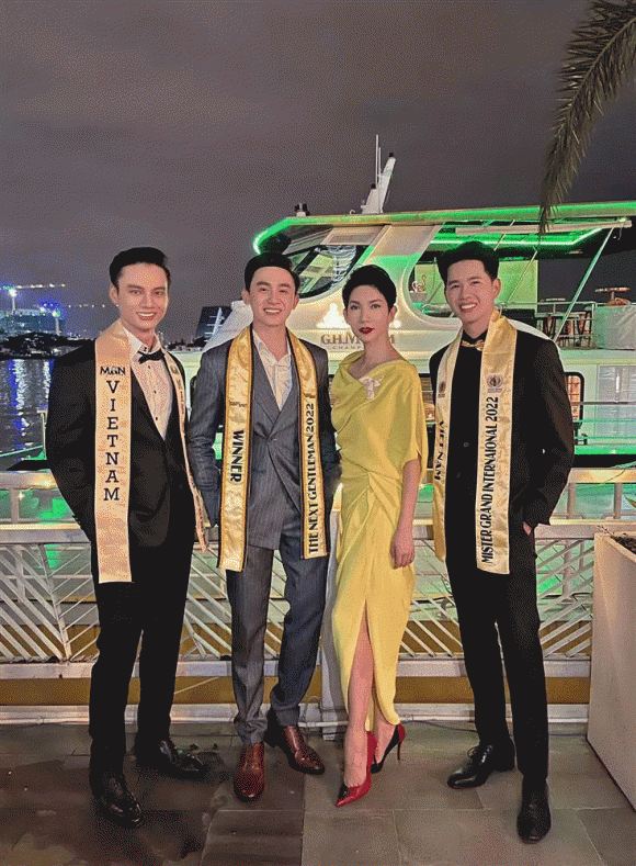 275641678_406201338173403_1464435637771647599_n.gif 1 sao việt, hà anh, xuân lan