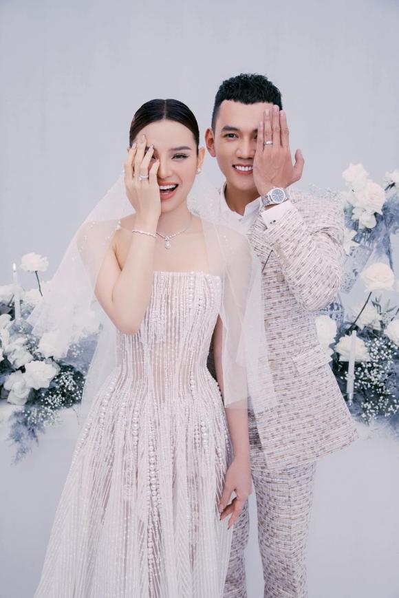 phương trinh jolie, lý bình, sao việt 