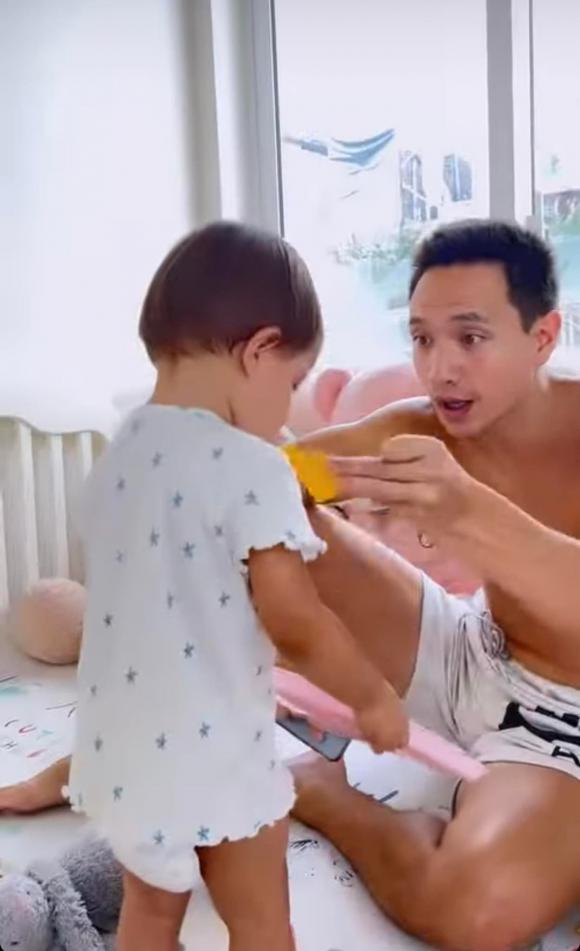 ca sĩ Hồ Ngọc Hà,diễn viên Kim Lý,cặp sinh đôi của Hà Hồ,sao Việt