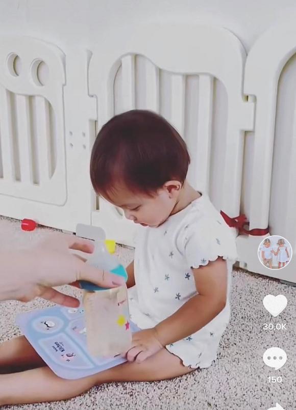 ca sĩ Hồ Ngọc Hà,diễn viên Kim Lý,cặp sinh đôi của Hà Hồ,sao Việt