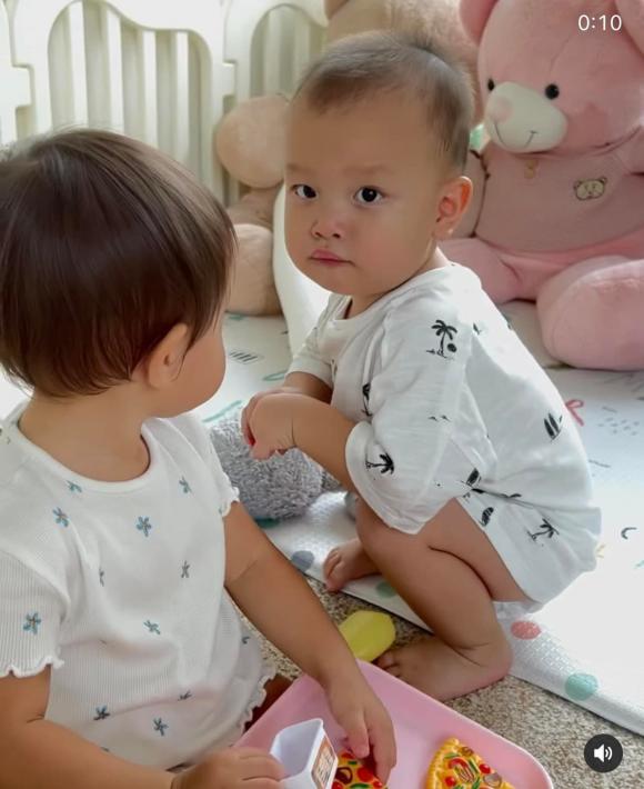 ca sĩ Hồ Ngọc Hà,diễn viên Kim Lý,cặp sinh đôi của Hà Hồ,sao Việt