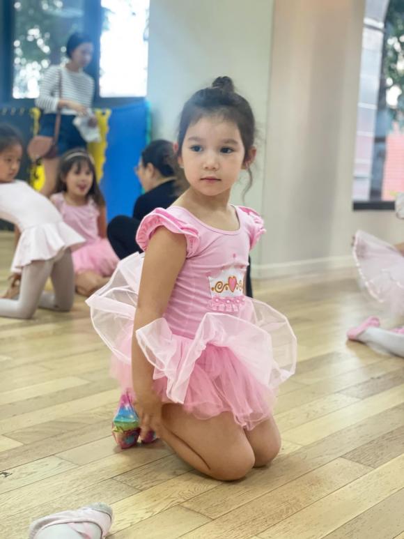 siêu mẫu hà anh, sao việt 
