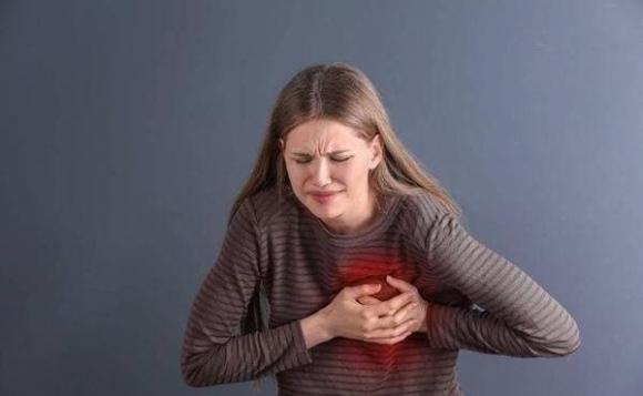 bệnh tim, rối loạn nhịp tim, dấu hiệu bệnh tim