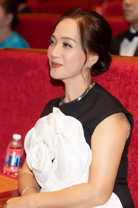 Danh hài Trường Giang,diễn viên Nhã Phương,sao Việt