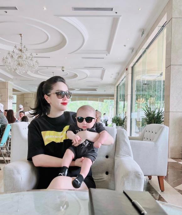 ca sĩ Bảo Thy,sao Việt