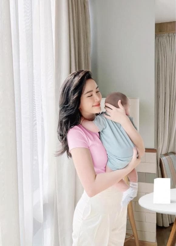 ca sĩ bảo thy, sao việt 