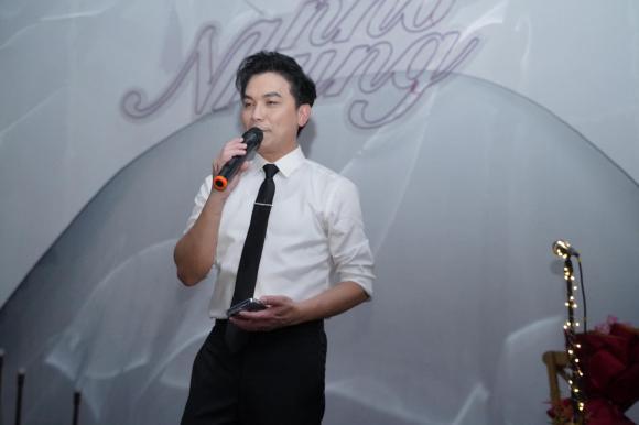 ca sĩ Mạnh Quỳnh,ca sĩ Phi Nhung,sao Việt