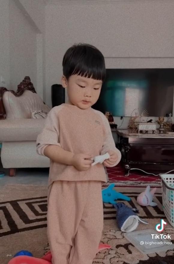 con trai hòa minzy, sao việt 
