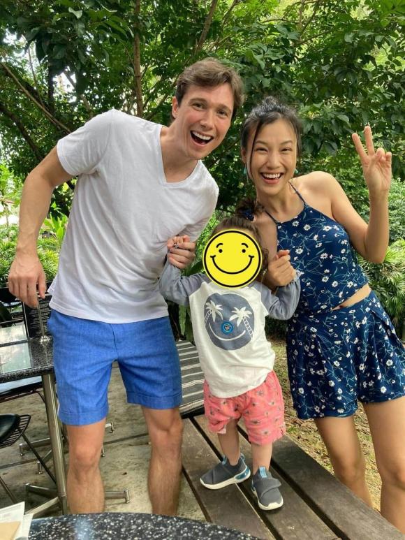 MC Hoàng Oanh,sao Việt
