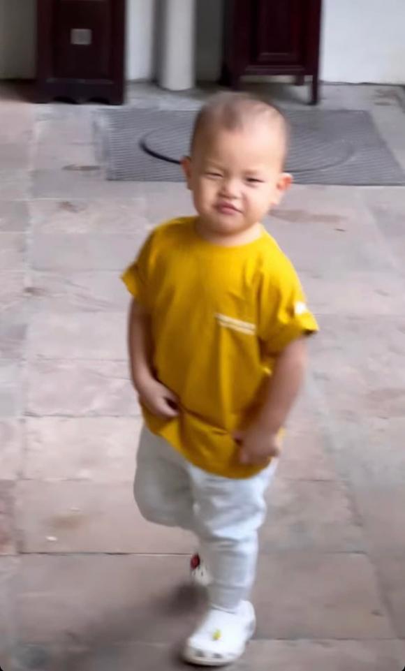 nữ ca sĩ hồ ngọc hà,ca sĩ Hồ Ngọc Hà,diễn viên Kim Lý, cặp song sinh của Hà Hồ