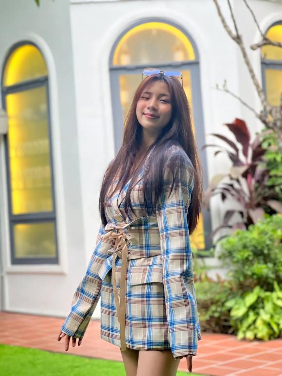 con gái Lưu Thiên Hương, sao Việt