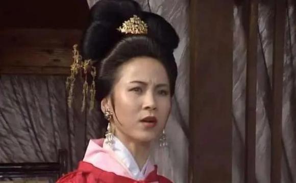 Lịch sử Trung Hoa, Thời Tam Quốc, hôn nhân chính trị, phụ nữ thời cổ đại