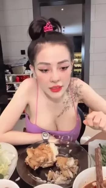 hotgirl Ngân 98, nhạc sĩ Lương Bằng Quang, sao Việt