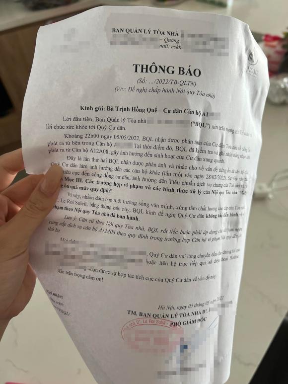 Người mẫu hồng quế,hồng quế bị nhắc nhở,sao việt