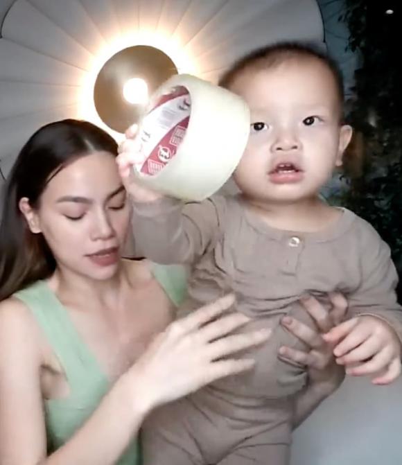 ca sĩ Hồ Ngọc Hà,nữ ca sĩ hồ ngọc hà,cặp song sinh của Hà Hồ,sao Việt