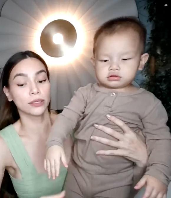ca sĩ Hồ Ngọc Hà,nữ ca sĩ hồ ngọc hà,cặp song sinh của Hà Hồ,sao Việt