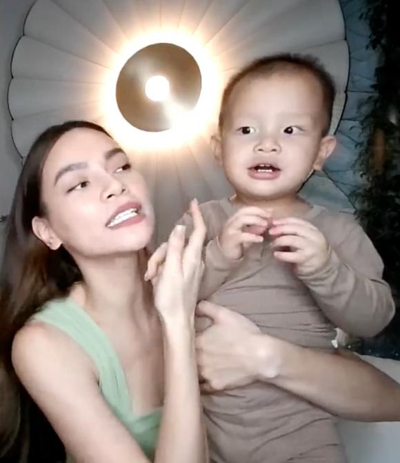 ca sĩ Hồ Ngọc Hà,nữ ca sĩ hồ ngọc hà,cặp song sinh của Hà Hồ,sao Việt