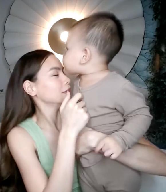 ca sĩ Hồ Ngọc Hà,nữ ca sĩ hồ ngọc hà,cặp song sinh của Hà Hồ,sao Việt