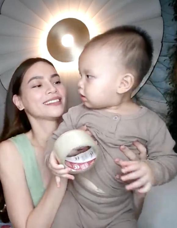 ca sĩ Hồ Ngọc Hà,nữ ca sĩ hồ ngọc hà,cặp song sinh của Hà Hồ,sao Việt