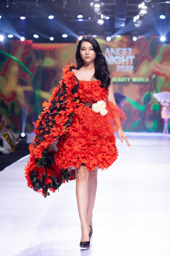 NTK-Tommy-Nguyen-55 (1).jpg 4 NTK Tommy Nguyễn, BST Giấc mơ hoa, Show Angel Night